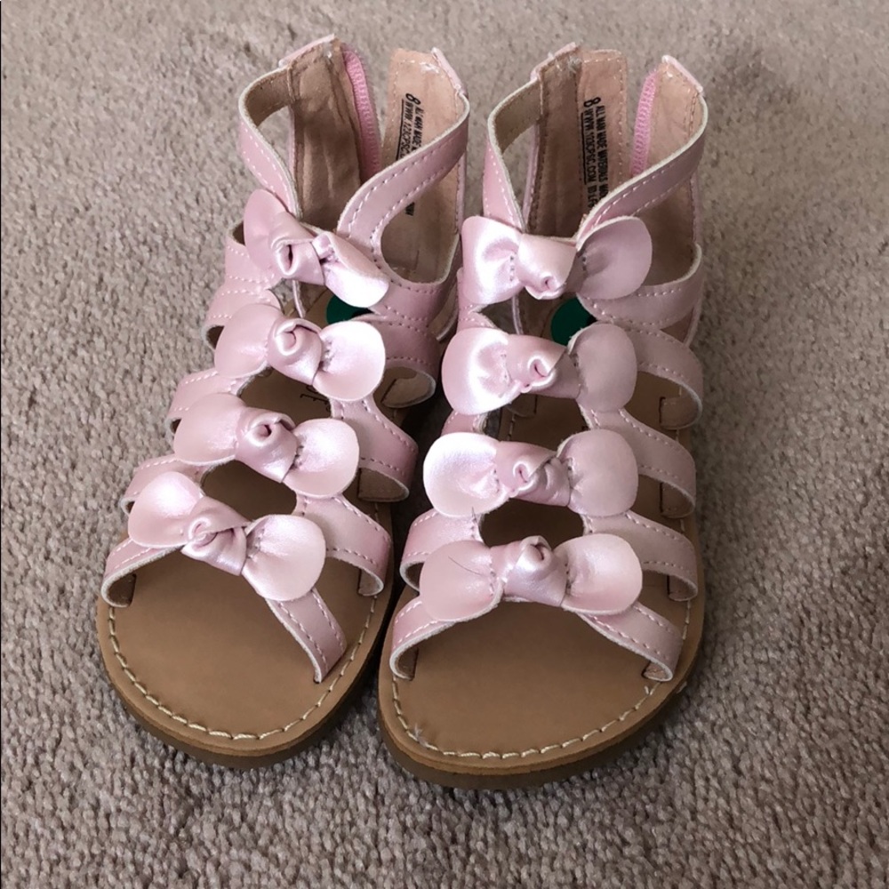 Beautiful sandals- light shimmery pink color